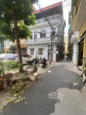 bán nhà mỹ đình - ôtô ngủ trong nhà - lô góc - dân xây - 10.5 tỷ