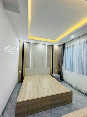 bán nhà đống đa hà nôi , gần phố , ô tô vài bước chân