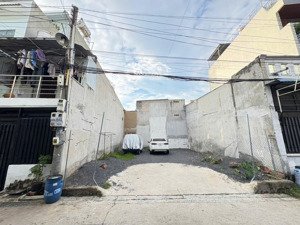 đất đông hòa sát bicon làng đại học dt 89m ngang 7,6 tc 77m giá 4ty150 lh 