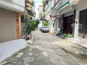 bán nhà thanh xuân, ô tô đỗ tận cửa, mặt tiền 3.5m, rất thoáng, nhà cũ, xây kiên cố