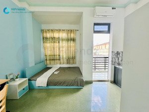 studio cửa sổ trời + ban công full nội thất giá siêu hời ở lê văn thịnh q2