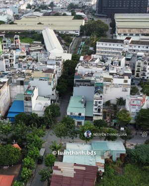 mặt tiền khu vip 6x22m.. ngay kênh tham lương.. chính chủ gấp bán