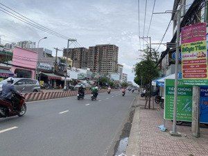 bán nhà mtkd huỳnh tấn phát q7 . ngang hiếm 6.6m . giá tốt cho đầu tư chỉ 125tr/m2