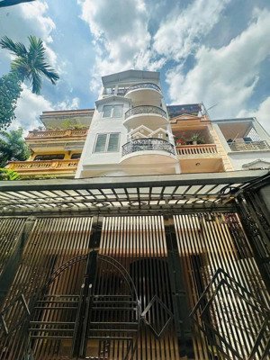 cho thuê nhà 5 tầng mới chính chủ đc: lạc long quân-tây hồ-hà nội.