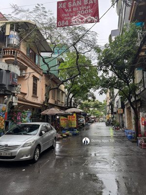 bán nhà mặt phố dương quảng hàm, 24,6 tỷ, 80m2, giá tốt, cầu giấy, 4 tầng kinh doanh, ô tô vào nhà