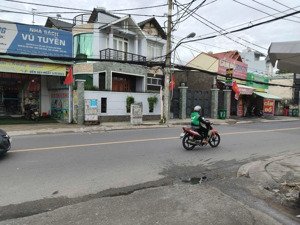 bán nhà 4 tầng mặt tiền đường lê đức thọ phường 7 quận gò vấp, dt127m(7*18) giá 26tỷ,