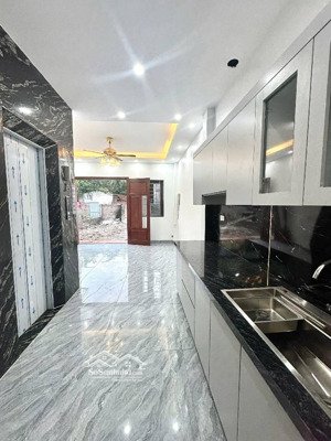 bán nhà mặt phố văn quán hà đông 40m2,4 tầng, giá 15,5 tỷ
