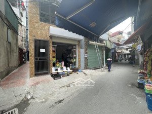 nhà trung tâm hoài đức 60m2 , ô tô tránh
chỉ 4 tỷ