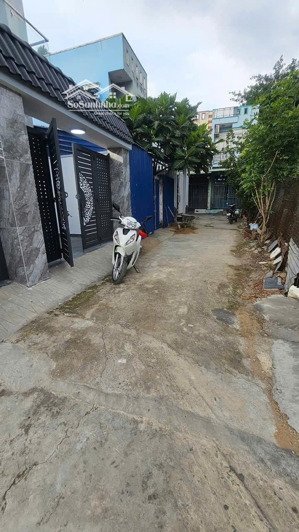 bán nhà sổ hồng riêng 1 trệt 1 lầu 3 pn 2 tollet 5,5x17 (85m2) giá bán 3 tỷ 250