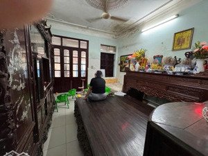 hình thật sổ thật nhà 2 tầng 100m2 giá chỉ 156tr/m2 ngõ 192 phố trịnh đình cửu