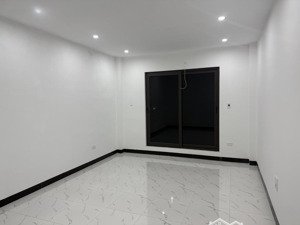 bán nhà 4 tầng 35m khu tập thể đặc công vĩnh quỳnh