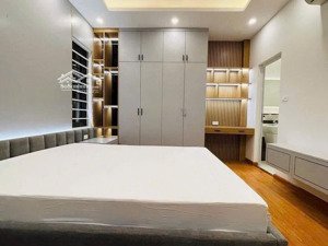 siêu phẩm bán nhà phố giang xá đường tuyến số 2 số nhà 54 ô đỗ cửa diện tích 35m2 x 5 tàng 4,6 y