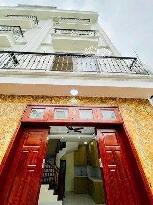 view trực tiếp aeon mall - nhà đẹp dân xây - 30m giá chỉ 6.59 tỷ