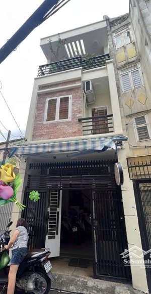 mt hẻm xe tải hoàng hoa thám p5 phú nhuận - khu tiềm năng - 7.6tỷ tl