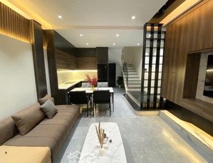 nhà full nội thất, gần oto- khu vực nguyễn đức cảnh- 42m- hơn 7 tỷ