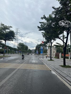 bán nhà mặt phố thịnh liệt 75m2, sổ vuông, kinh doanh, ô tô tránh đỗ ngày đêm, full nội thất