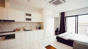 bán chung cư tầng trung khu đô thị nghĩa đô dt 66m2 , 2 ngủ full đồ giá 5,2 tỷ