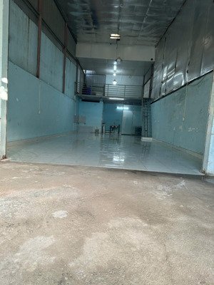 cho thuê kho xưởng 200m2 một sẹc đường tô ký hóc môn diện