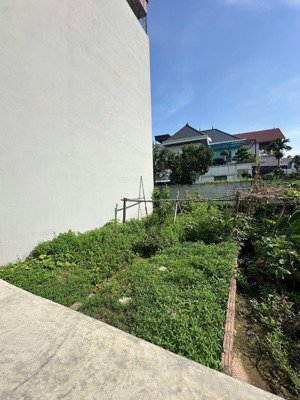 bán đất thuận tốn,cách một nhà ra đường oto