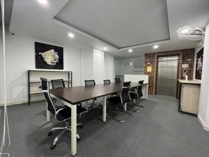 bán toà nhà văn phòng 7 tầng, nguyễn thị định, q2. dt 165m2 ngang 6m gồm hầm 6 tầng. giá hơn 20 tỷ