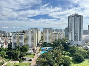 bán căn hộ góc view hồ bơi chung cư sky garden 3 quận 7