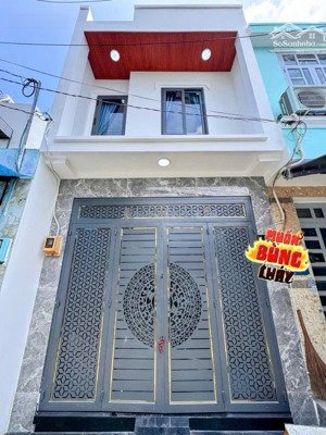 siêu phẩm mới ra 1 sẹc đúc 1 trệt 1 lầu có sân thượng - 3,5 x 13m