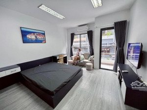 cho thuê căn hộ full nội thất ban công 40m2 ngay lý văn phức quận 1