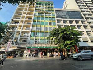 cho thuê nhà mt số 68 ngay phố đi bộ nguyễn huệ, tuyến đường xa hoa bậc nhất sg, chỉ 250tr/tháng