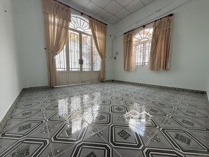 bán gấp nhà hiệp bình chánh - hxh chỉ 4.75 tỷ - 60m2, 3pn, shr