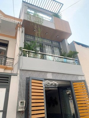 chốt ngay giá 5tỷ680 cho căn nhà hoa mai, phú nhuận - đang sẵn hợp đồng cho thuê 16 tr/ tháng