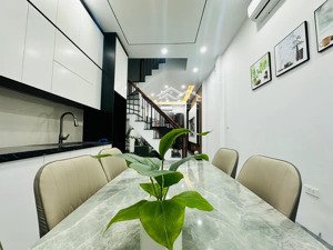 bán nhà mới chùa bộc- vip đống đa- hai thoáng-50m - hơn 12 tỷ