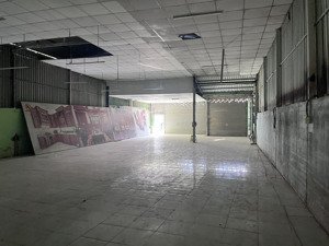 cho thuê kho, nhà xưởng, mặt tiền nguyễn văn tạo, 30 triệu vnd, 520 m2, đẹp, nhiều tiện ích