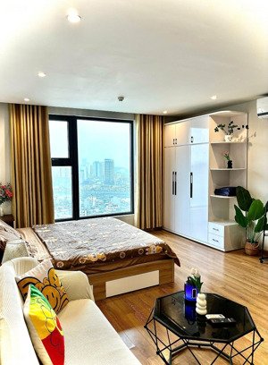 bán nhanh không bán chậm căn studio view biển siêu vip giá bán 1,25 tỷ đang cho thuê 5triệu/ tháng