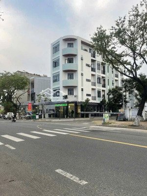 căn góc 2 mặt tiền toà căn hộ 5 tầng đường 15m hoà minh cạnh biển. s= 140m2 ,giá: 25 tỷ