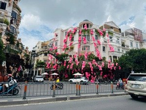 nhà mt cityland có thang máy-siêu vị trí-1 trục ngắn-sát mt-1 hầm+4 tầng-5x20m-4pn master