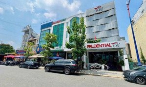 cho thuê tòa nhà mặt tiền quận 2 tm, pccc đầy đủ hầm trệt 3 lầu trống suốt 90tr