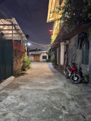 chính chủ bán nhà đông ngạc 1. ngoài đê. 80m2 x 1t, 1 ngủ 1 khách. ô tô vào nhà. trong khu dân cư
