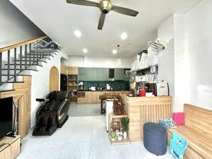 nhà mới 4 tầng 52 m2 ngang khủng 5m tặng nội thất 7,6 tỷ ngay hàng xanh xvnt - điện biên phủ