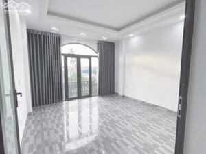 HIẾM– NHÀ 3 TẦNG CHỈ 2,7 TỶ TẠI HÙNG VƯƠNG, HỒNG BÀNG