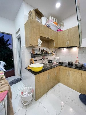 nhà đẹp 3.2x8 trệt lầu thống nhất f15 gv. nhà mới xây