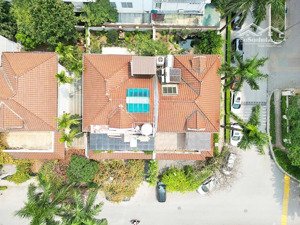 bán biệt thự góc gđ1 317m², sân vườn rộng