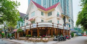 cho thuê nhà mặt phố nguyễn phong sắc, lô góc 15m, diện tích: 300m2, hàng hiếm!