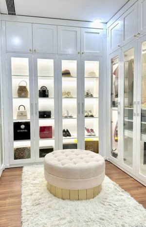 bán gấp căn hộ 3pn, 2wc tại chelsea park, 10,7 tỷ, 130m2, yên hòa, cầu giấy, hà nội