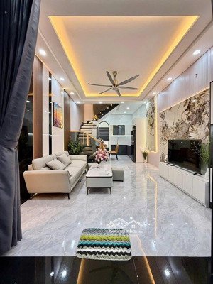 siêu nóng! bán nhà ngộp nội thất còn mới-giá chỉ 4 tỷ-dt 58,4m2 - lê văn phan, tân phú