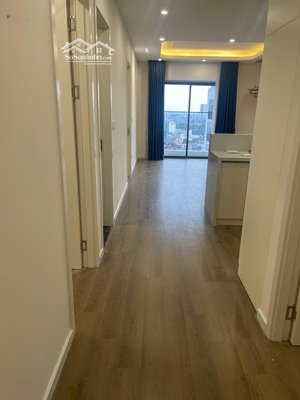 bán căn hộ 3pn cc le grand jardin tầng cao ban công đông nam đã có đồ cơ bản ở ngay giá chỉ 6.2 tỷ
