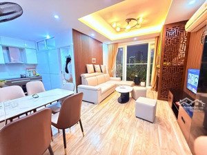 chính chủ bán căn hoa hậu. 102.2m2. tầng trung. căn góc, full nội thất. cửa đn ban công tb.