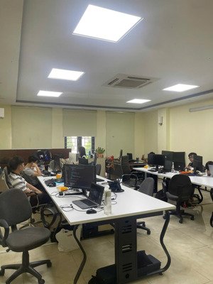 cho thuê mp láng hạ - lê văn lương 60m x 7 tầng thang máy,thông sàn vỉa hè rộng giá 45tr