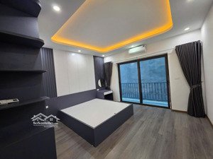 trần phú , nhà mới 5t 30m nội thất hiện đại , giá 7,75 tỷ ,1 nhà ra ngõ.