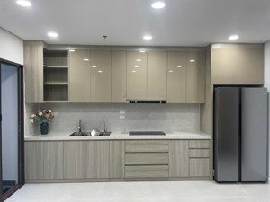 chủ nhà gửi cho thuê căn hộ 3 ngủ giá tốt nhất thị trường