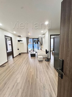 bán căn hộ 70m 2pn xuân mai reverside mỗ lao hà đông, nhà đẹp, tầng đẹp, giá tốt.